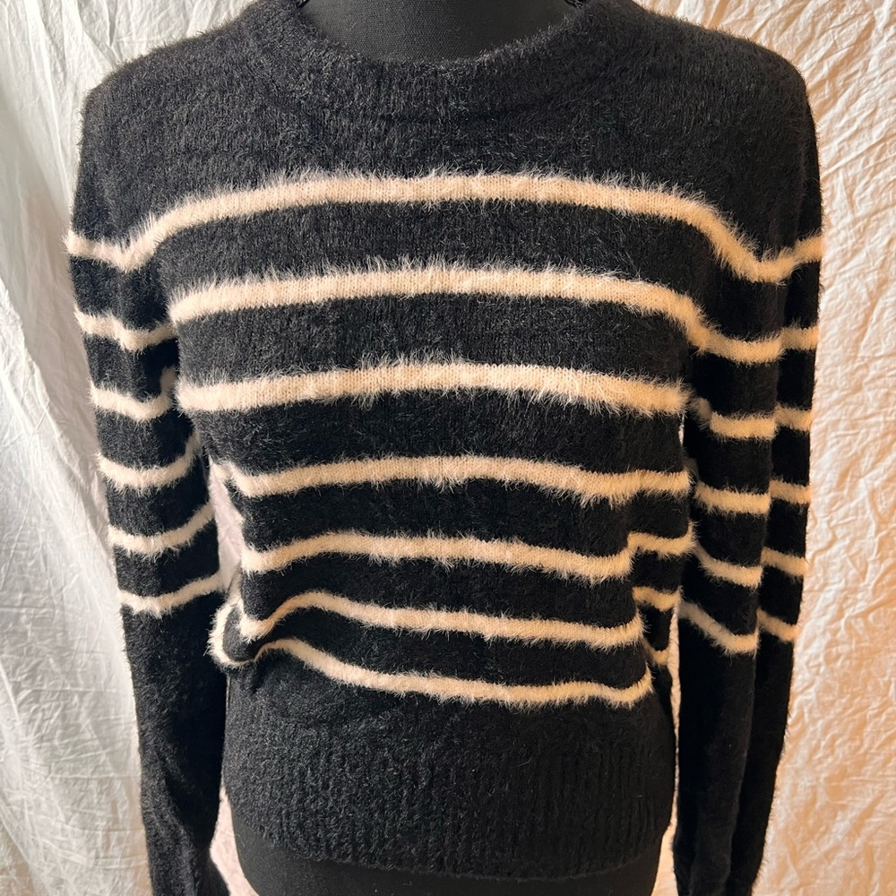 Old Navy black sweater with whiter stripes. Size Medium